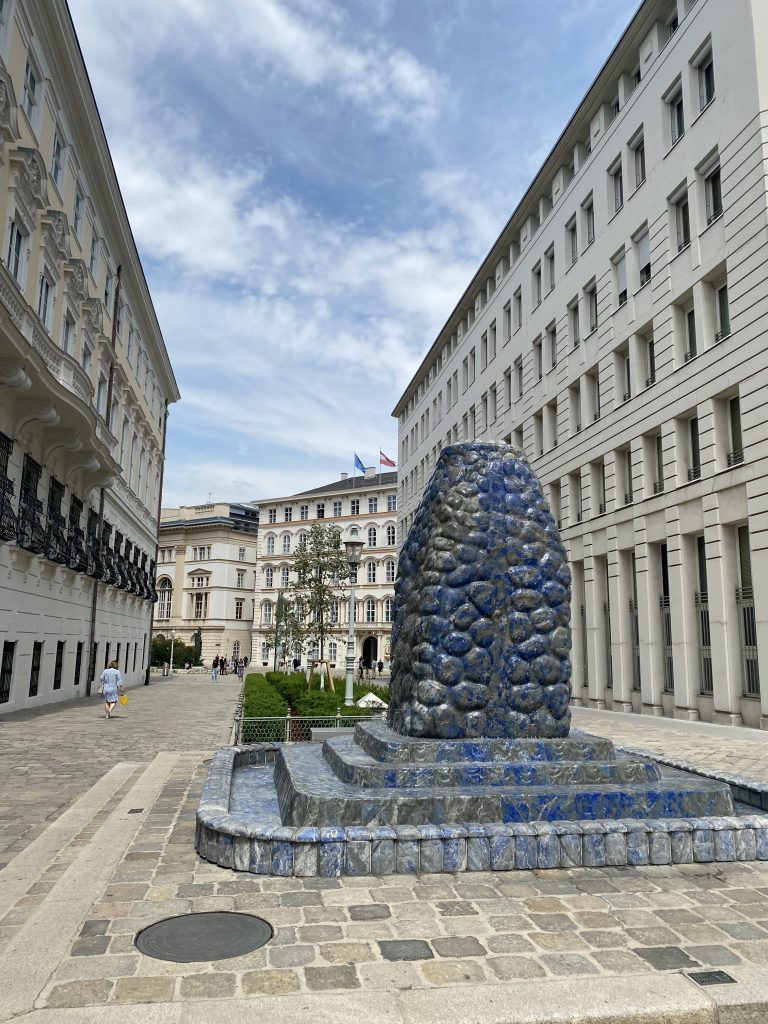 Lapis Lazuli Fountain next to Bundeskanzleramt
